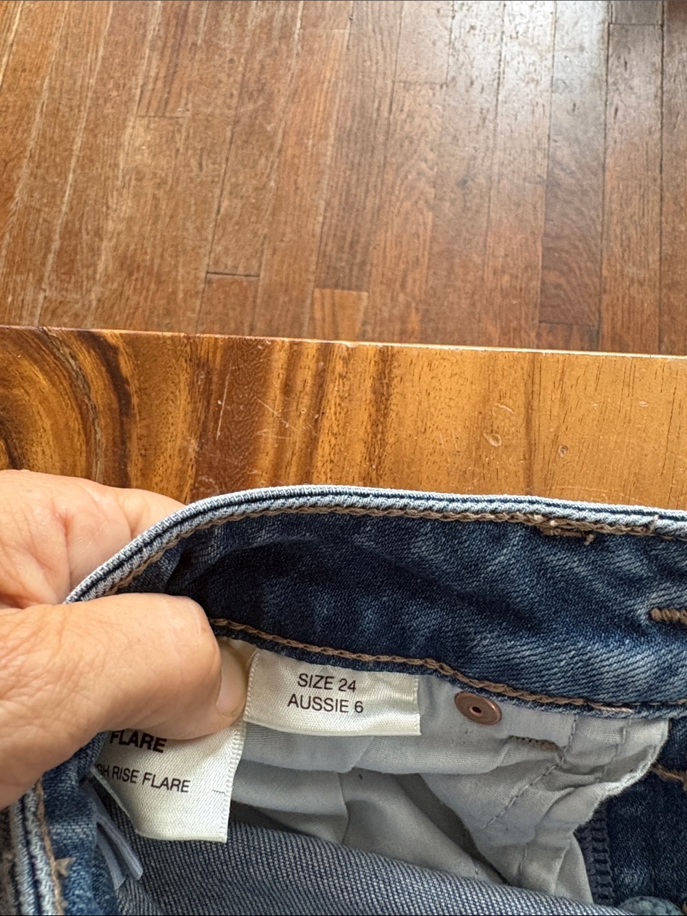 ROLLA’S East Coast Flare High Rise Jeans Size 24 - Picture 9 of 9